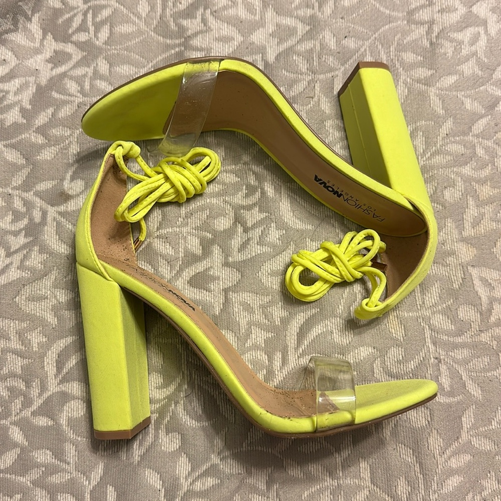 🍋‍🟩Fashion Nova - Lose it all heel🍋‍🟩